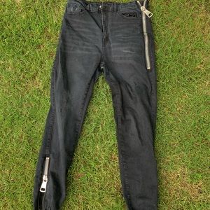 Zipper design jeans